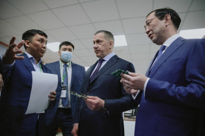 Эксперт: Основное внимание полпред уделил решению задач по минимизации последствий санкций / ЯСИА   Город Москва