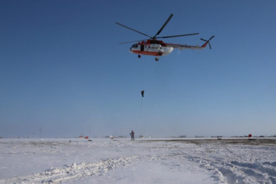 Якутские спасатели провели учебно-тренировочные спуски с вертолета / ЯСИА   Республика Саха (Якутия)