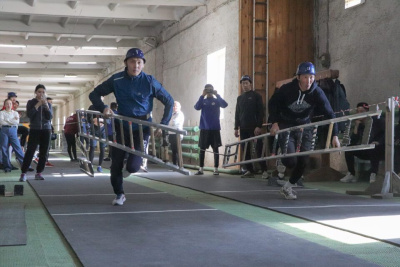 Определились победители Республиканских соревнований по пожарно-спасательному спорту в Якутии / ЯСИА   Республика Саха (Якутия)