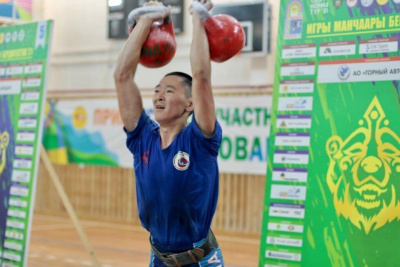 Якутянин Дмитрий Михалев получил звание мастера спорта международного класса / Дьулустаан Сергеев   Республика Саха (Якутия)