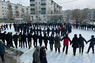 В школе №2 города Якутска День отца отметили массовым осуохаем / ЯСИА Якутск Якутск Республика Саха (Якутия)
