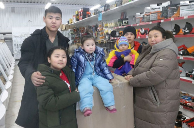 Пришли люди и помогли /   Мирнинский Мирнинский