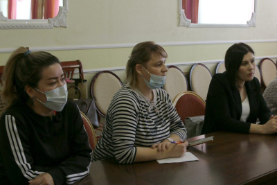 Волонтеры помогут жителям Удачного в рейтинговом голосовании за объекты благоустройства / ЯСИА   