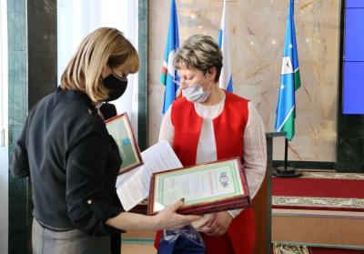 Мы - часть многонационального народа России /   Мирнинский Мирнинский