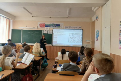 Якутские спасатели провели уроки безопасности / ЯСИА   Республика Саха (Якутия)