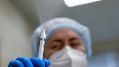 Назальная вакцина от коронавируса вышла в гражданский оборот / ЯСИА   