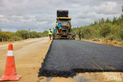В малых городах Якутии стартовал ремонт дорог в рамках нацпроекта «Инфраструктура для жизни» / ЯСИА   