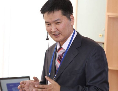 Юрий Кынатов: Идеальный педагог – это хороший предметник, психолог и методист в одном лице / ЯСИА   