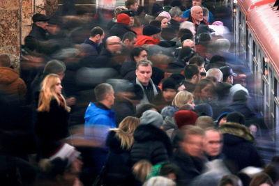 Численность населения России оценили в 147 млн человек / ЯСИА   Город Санкт-Петербург