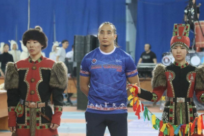 Николай Матаннанов лидирует по итогам первого дня Кубка чемпионата по национальному многоборью / Дьулустаан Сергеев   