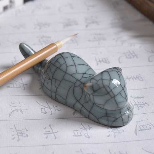 Подставка для кистей "Котик № 5" цвет: бледно-голубой (Гэяо-узор серыми трещинами)