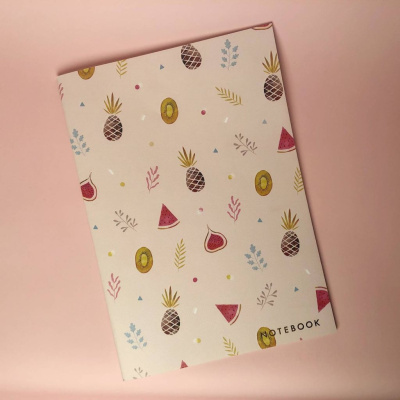 Тетрадь в точку Pineapple А5 24 л 90 г, золотое тиснение, бумага слоновая кость, сшивка