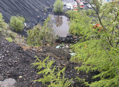 В Якутии при опрокидывании вахтового автобуса погибли 14 человек / ЯСИА   