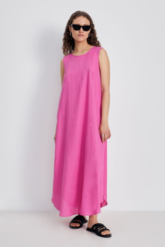 Платье миди льняное с округлым вырезом