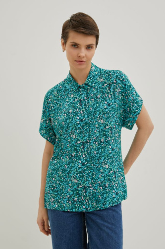 Блузка с коротким рукавом и отложным воротником