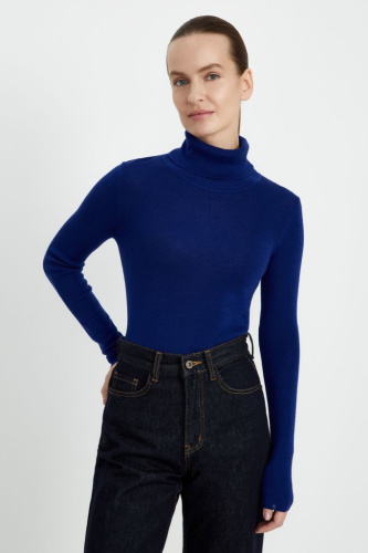 Джемпер женский прямого силуэта