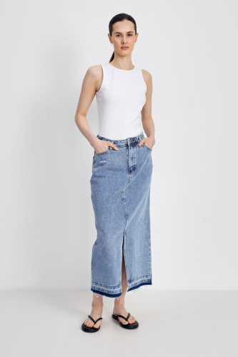 Джинсовая юбка макси с разрезом