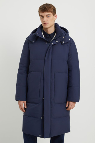 Пуховое пальто с воротником-стойкой