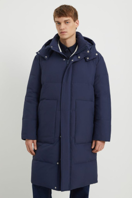 Пуховое пальто с воротником-стойкой