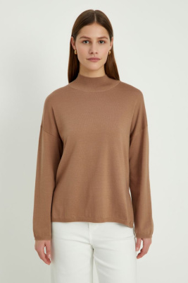 Трикотажный женский джемпер