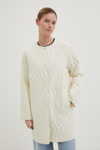 Полупальто утепленное прямого кроя