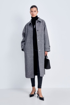 Пальто свободного силуэта с поясом