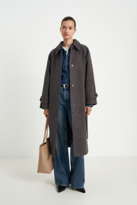 Пальто свободного силуэта с поясом