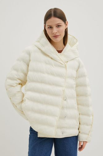Стеганая куртка с капюшоном