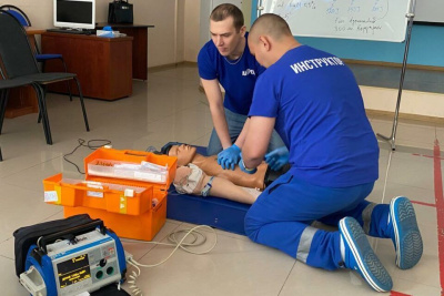 Медперсонал РКБ №3 совершенствует навыки по сердечно-легочной реанимации  / ЯСИА   