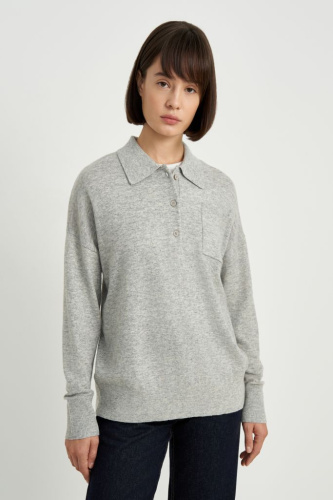 Джемпер с отложным воротником и нагрудным карманом