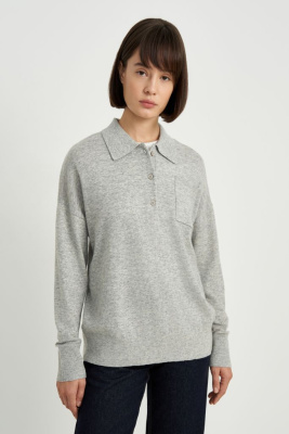 Джемпер с отложным воротником и нагрудным карманом