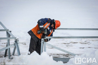 Дмитрий Бердников: Работы по Ленскому мосту ведутся по утвержденным графикам / Дмитрий Осипов  Ленский Республика Саха (Якутия)