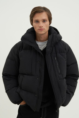 Пуховик с воротником-стойкой