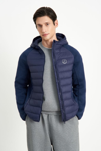 Пуховая куртка свободного кроя