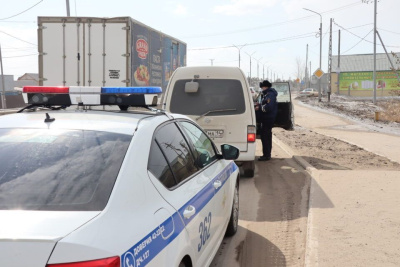 В Якутии начались испытания нового мобильного комплекса фиксации нарушений ПДД / ЯСИА   Республика Саха (Якутия)