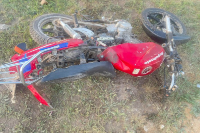 В Намском районе при наезде мотоцикла на столб погибли два человека / ЯСИА   