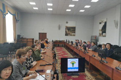 Специалисты Минтруда для глав поселений Олекминского района провели семинар по социальным контрактам / ЯСИА  Олекминский Республика Саха (Якутия)