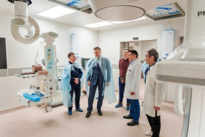 Кирилл Бычков проверил готовность к открытию кардио-сосудистого центра Якутии / Анастасия Филиппова   Республика Саха (Якутия)