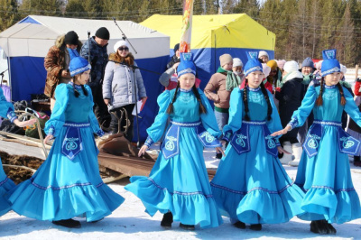 Столетие ЯАССР в Тас-Юряхе встречали Днем охотника /   Мирнинский Мирнинский