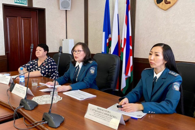 В налоговой службе рассказали о сроках и правилах декларационной кампании - 2022 / Айаал Аргунов   