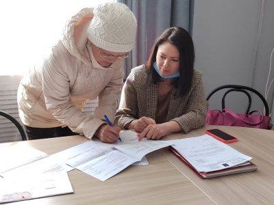 Дни открытых дверей администрации района прошли в Арылахе и Тас-Юряхе /   Мирнинский Мирнинский