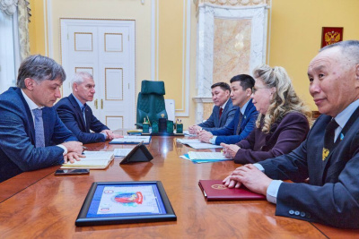 Министр спорта РФ встретился с делегацией Якутии / ЯСИА   Республика Саха (Якутия)