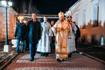 Глава Якутии принял участие в Божественной Литургии по случаю Светлого Христова Воскресения / ЯСИА   Республика Саха (Якутия)