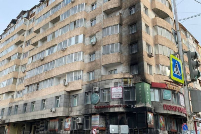Прокуратура выяснила причину возгорания в многоквартирном доме в Якутске / ЯСИА Якутск Якутск Республика Саха (Якутия)