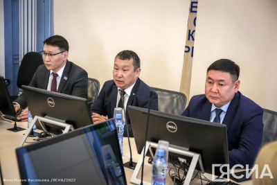 Коллективу Минтранса Якутии представили нового первого заместителя министра / Дмитрий Осипов   Республика Саха (Якутия)