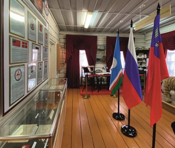 К 100-летию ЯАССР открыли две выставки / ЯСИА   