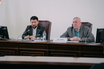 В Якутске обсудили границы розничной продажи алкоголя / ЯСИА Якутск Якутск Республика Саха (Якутия)