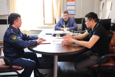 Сотрудники УФСИН проводят работу по увеличению объемов выпускаемой в колониях продукции / ЯСИА   