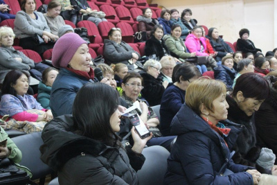 Почти 80% жителей Якутии хотят получать информацию о работе депутатов / ЯСИА   Республика Саха (Якутия)