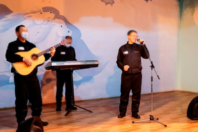 В исправительной колонии № 1 создан вокально-инструментальный ансамбль «Надежда» / ЯСИА   